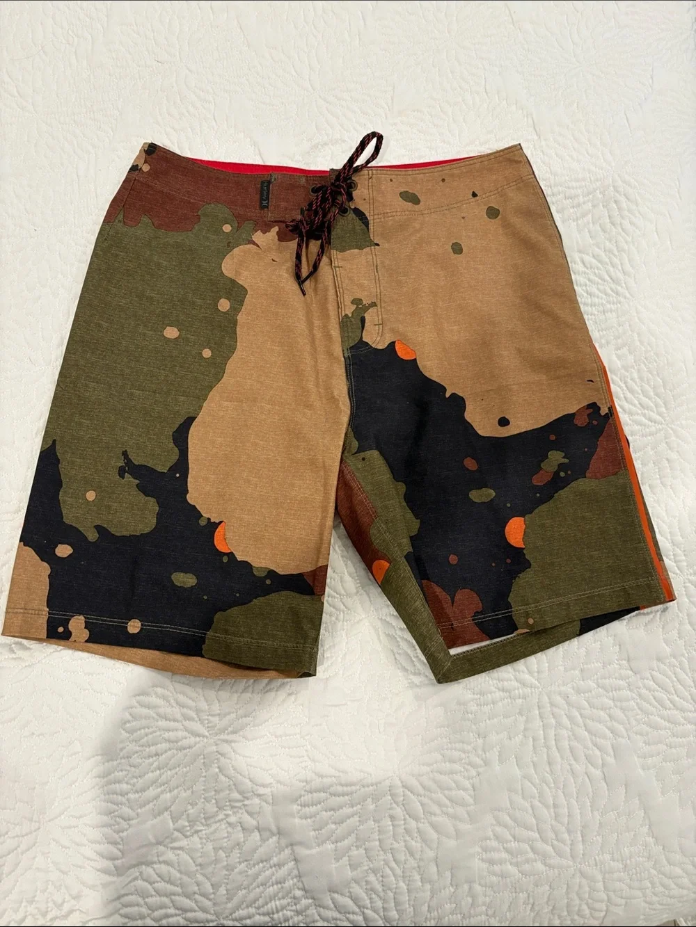 Hurley Men's Camo Boardshorts - Sz 28